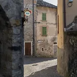 La Corte Della Casera بيت ضيافة 4*
